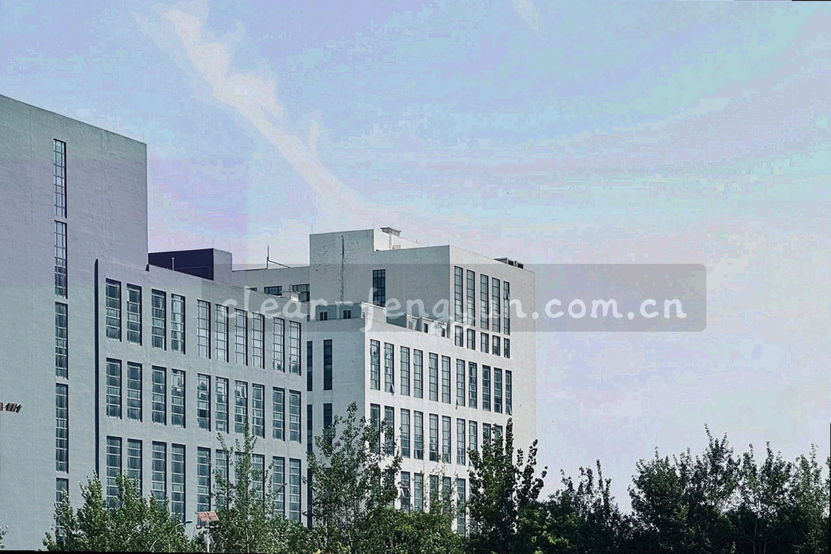 多设备访问风云体育应用中心：桌面端与平板端并行展示